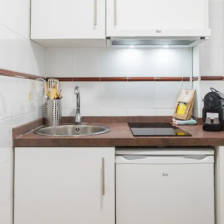 Comfortable And Functional In Triana Seville